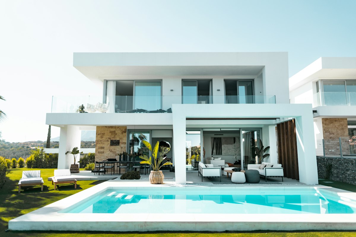 9901 Magnolia Way